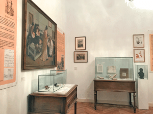 https://www.leona-arte.com/website/expos/files/gimgs/th-152_152_ranme-la-vacuna-2023-13.gif